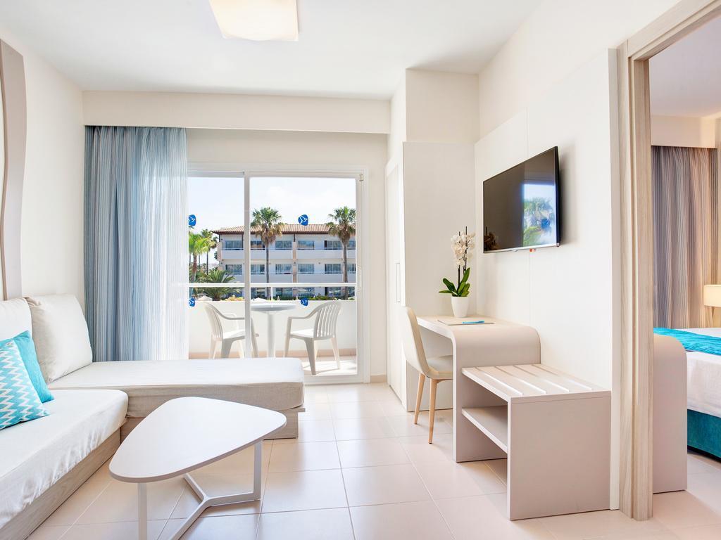 كالا بونا Grupotel Mallorca Mar المظهر الخارجي الصورة